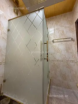 Satılır 4 otaqlı yeni tikili 250 m²