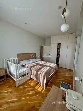 Satılır 2 otaqlı yeni tikili 90 m²