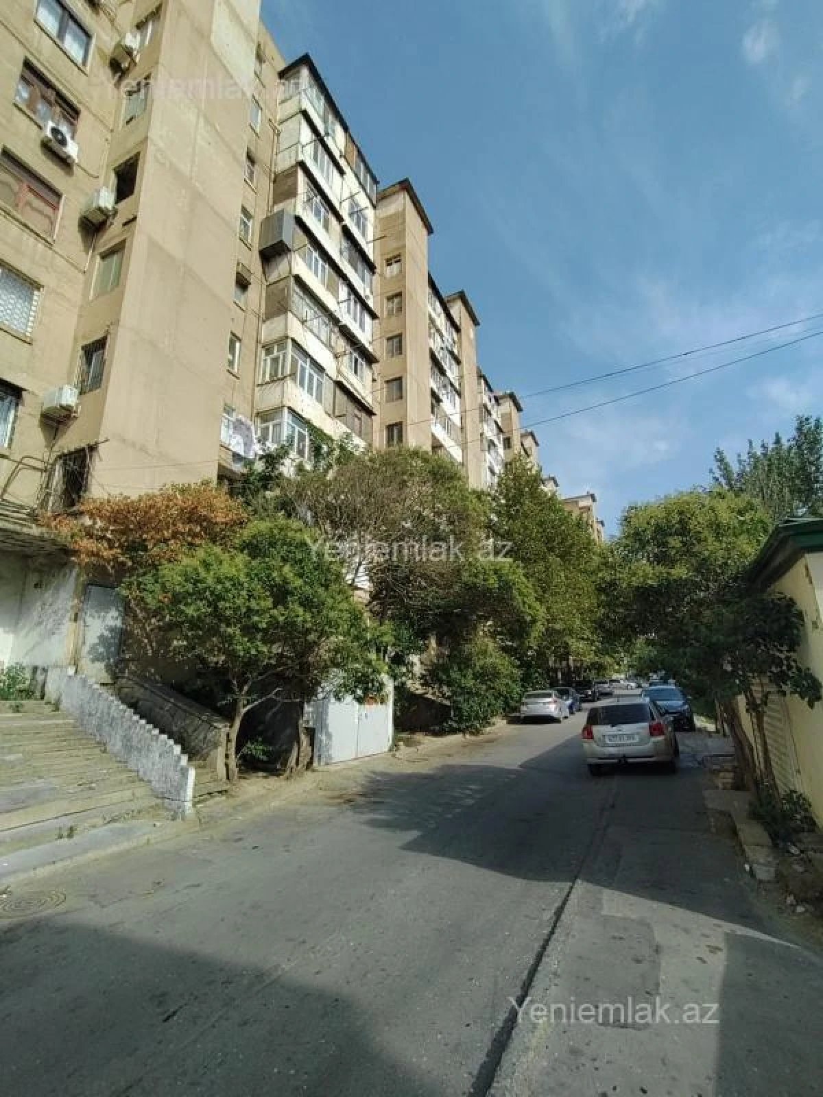 Satılır 4 otaqlı köhnə tikili 100 m²