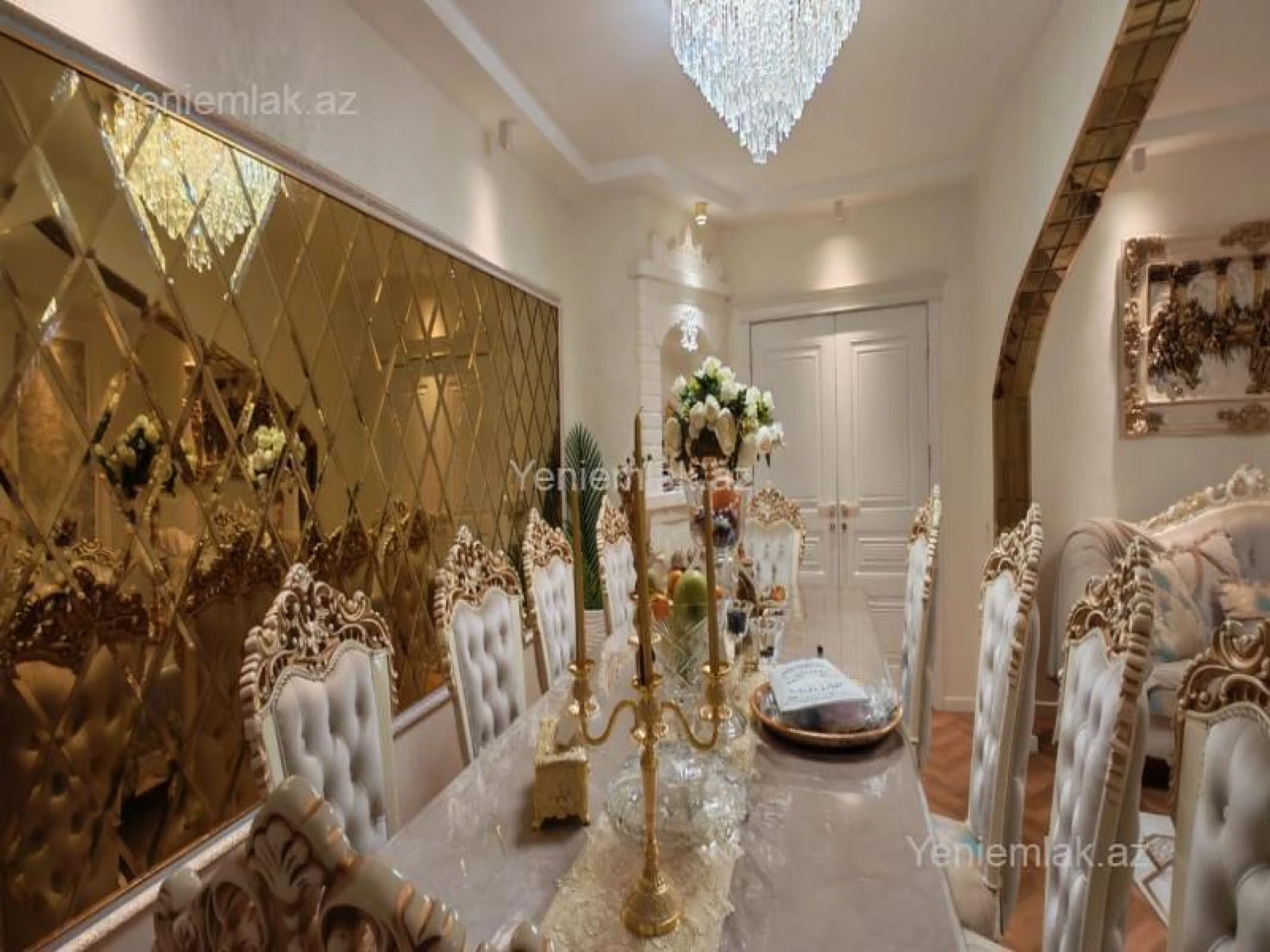 Satılır 4 otaqlı köhnə tikili 100 m²