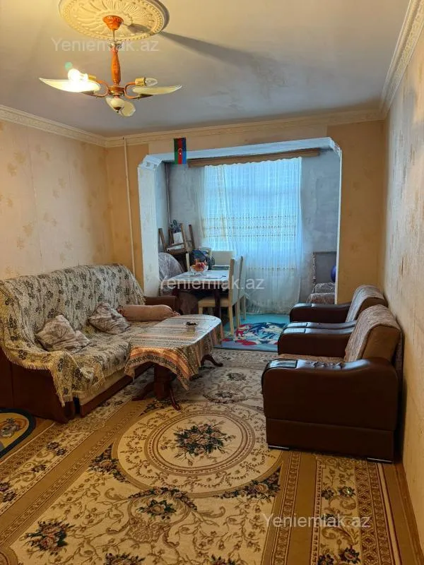 Satılır 2 otaqlı köhnə tikili 50 m²