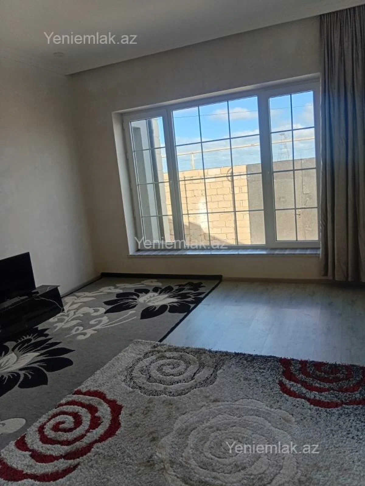 Satılır 4 otaqlı həyət evi 100 m²