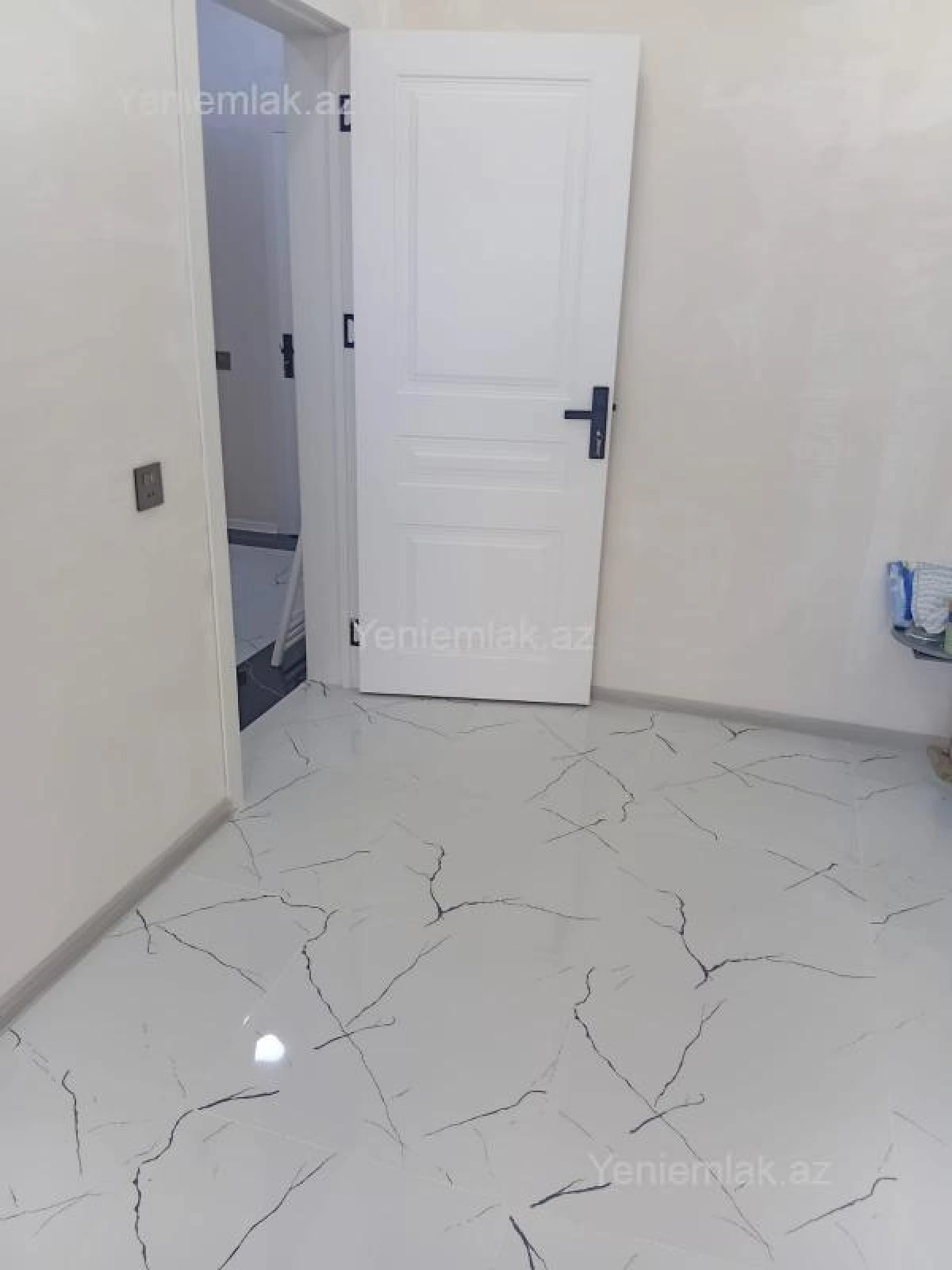 Satılır 4 otaqlı həyət evi 100 m²