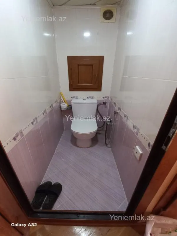 Satılır 3 otaqlı köhnə tikili 90 m²