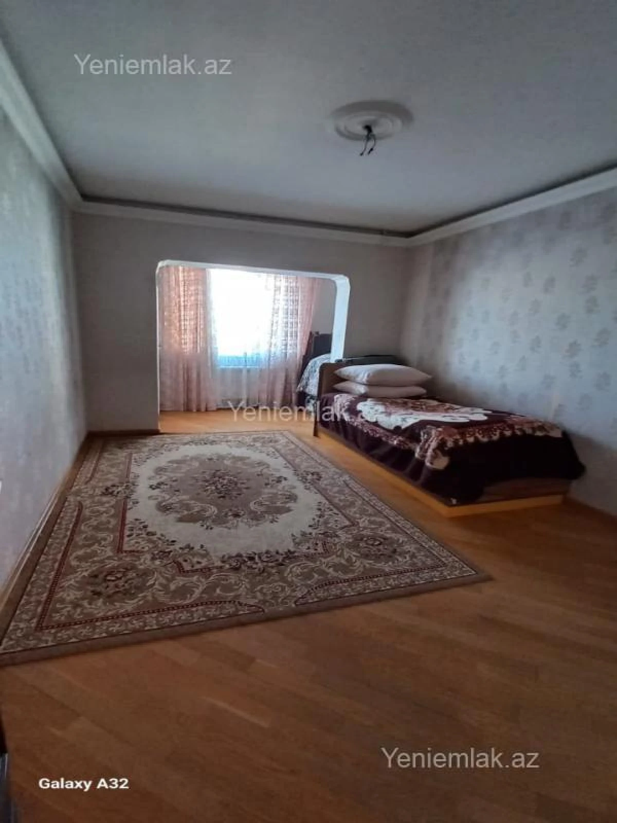 Satılır 3 otaqlı köhnə tikili 90 m²