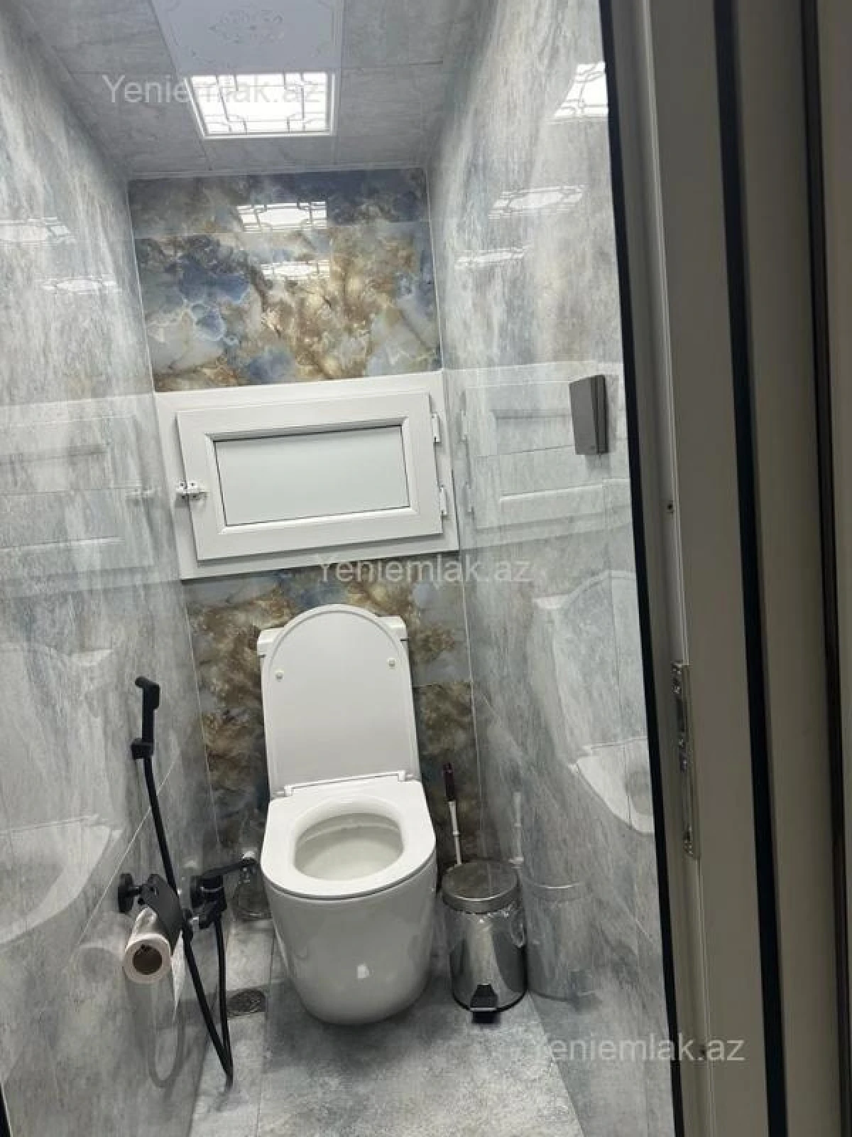 Satılır 3 otaqlı köhnə tikili 90 m²