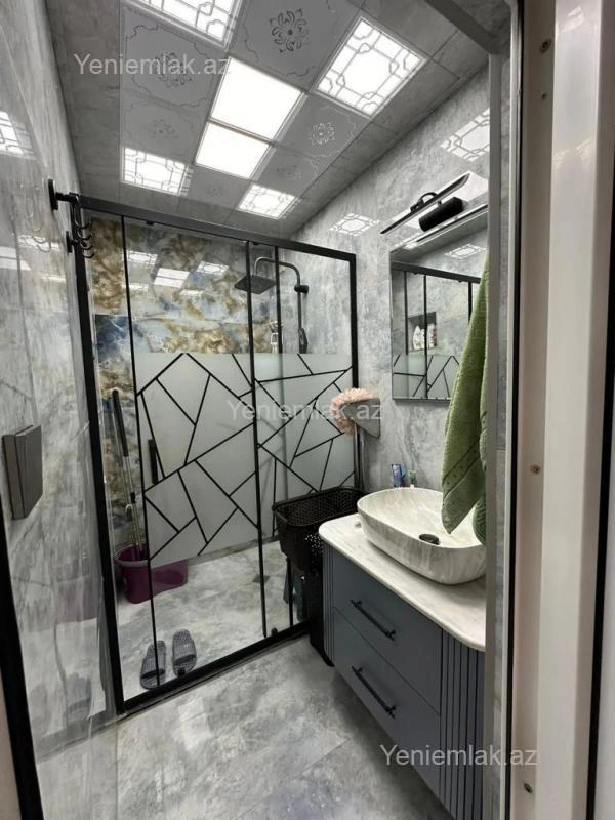 Satılır 3 otaqlı köhnə tikili 90 m²