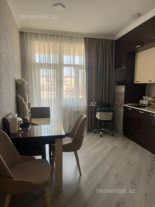 Satılır 2 otaqlı yeni tikili 90 m²