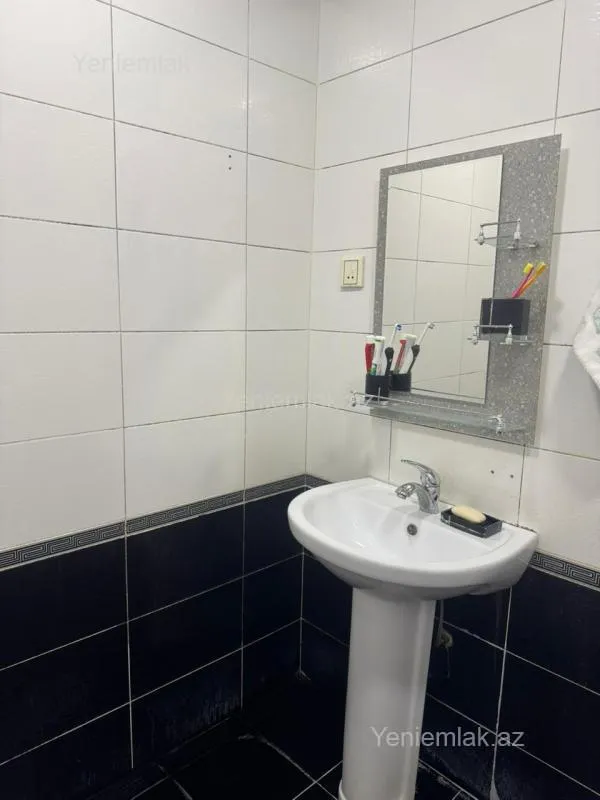 Satılır 2 otaqlı yeni tikili 90 m²