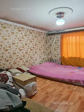 Satılır 2 otaqlı köhnə tikili 60 m²