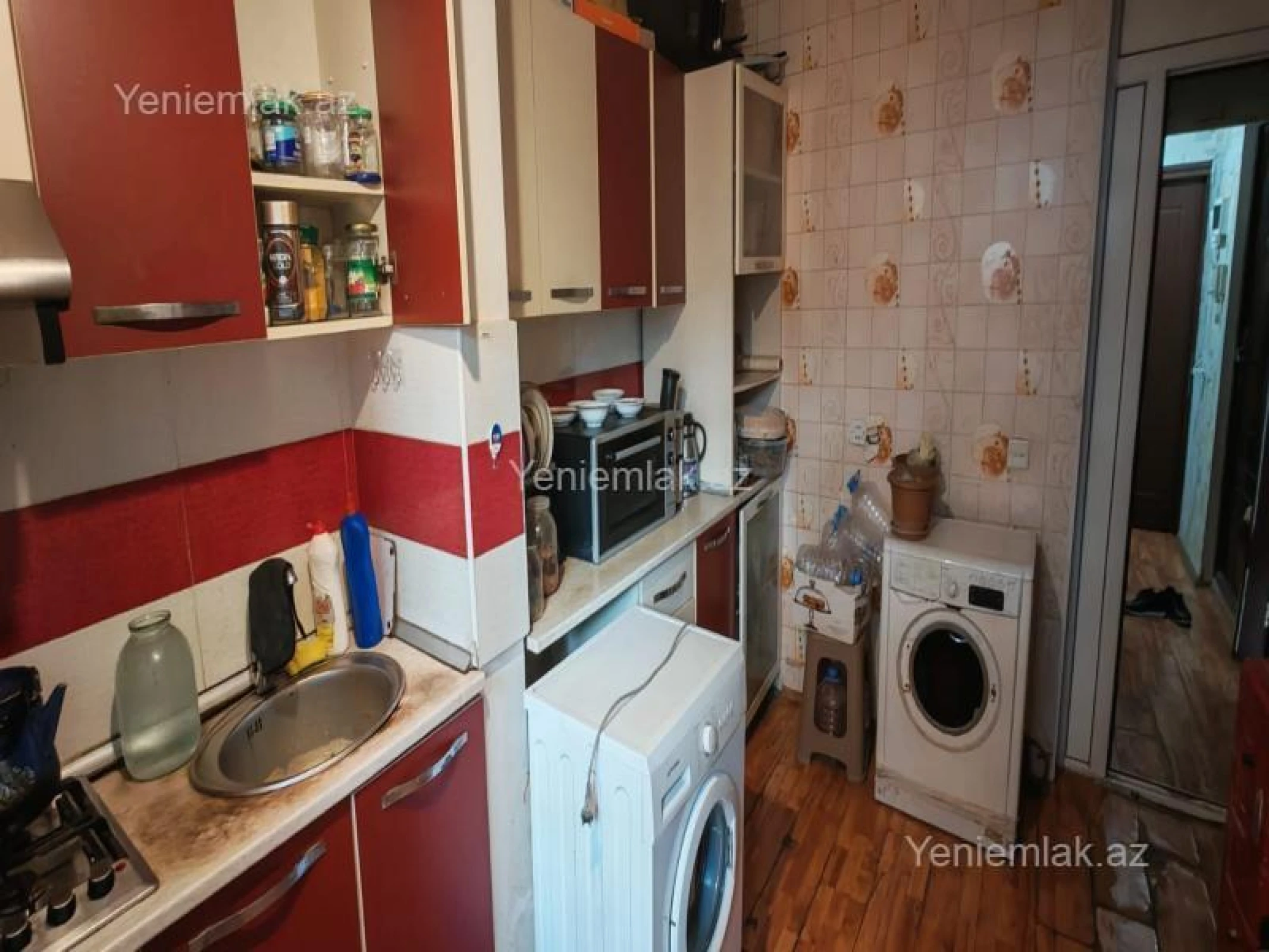 Satılır 2 otaqlı köhnə tikili 60 m²