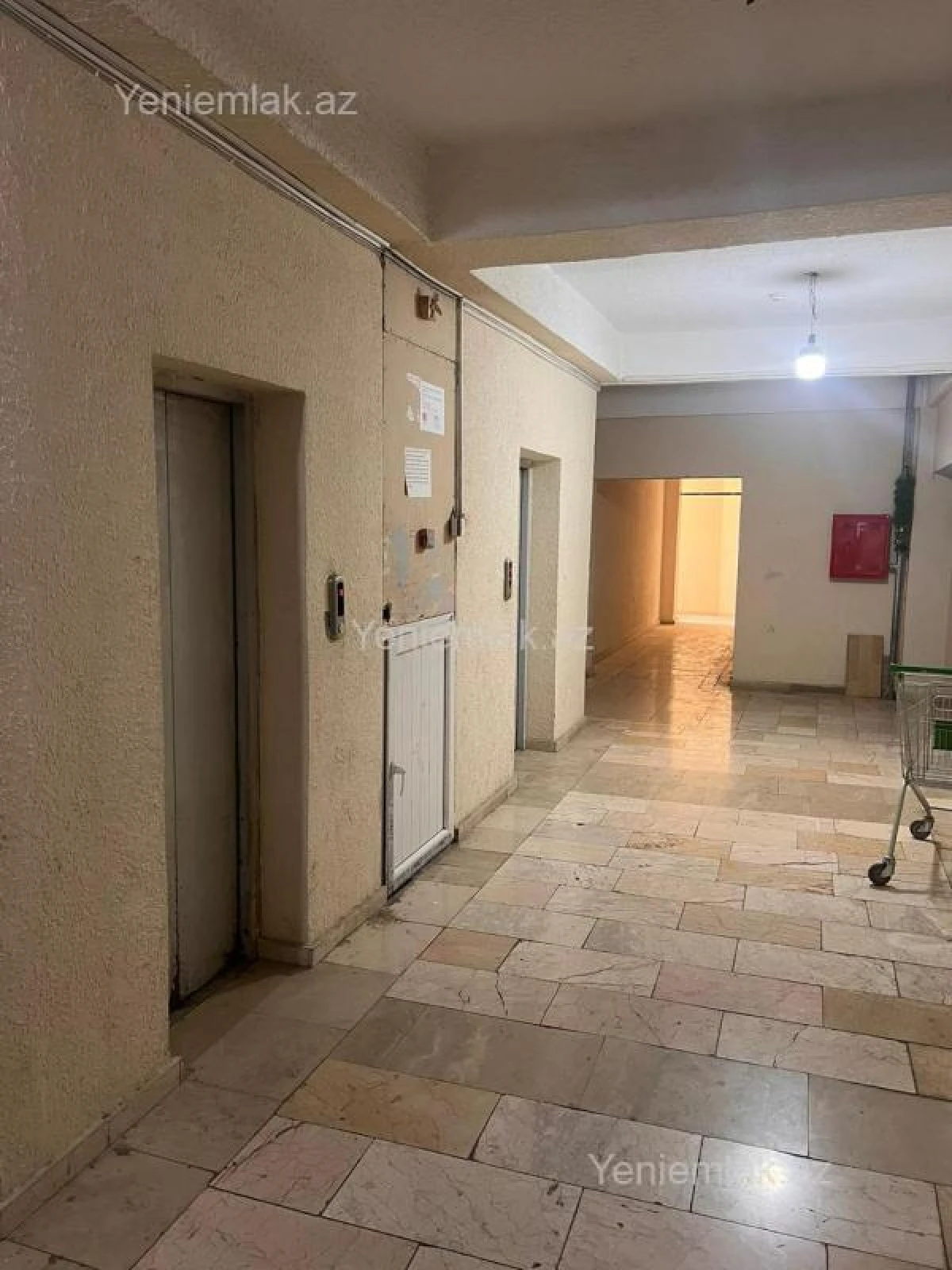 Satılır 2 otaqlı yeni tikili 110 m²