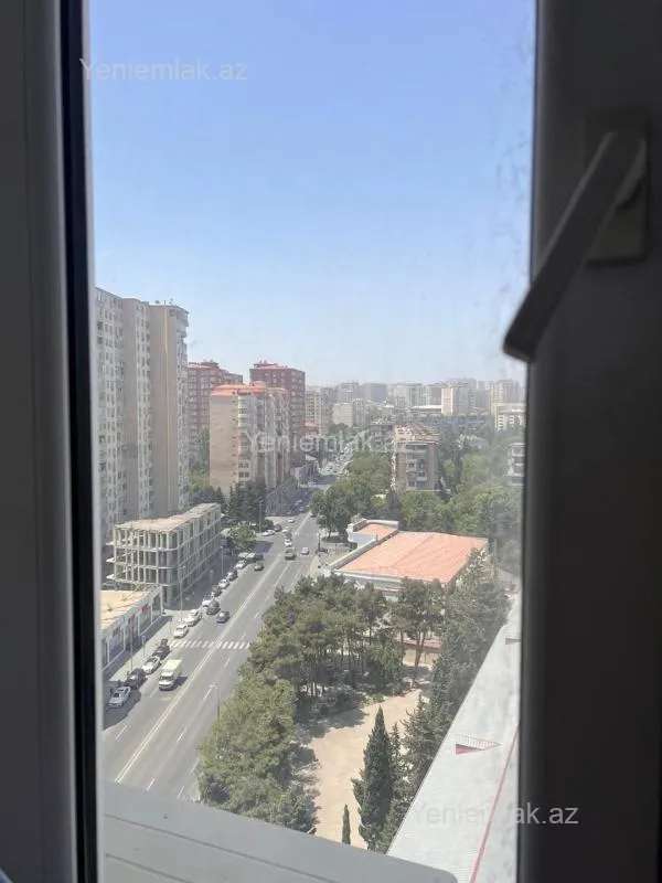 Satılır 2 otaqlı yeni tikili 110 m²