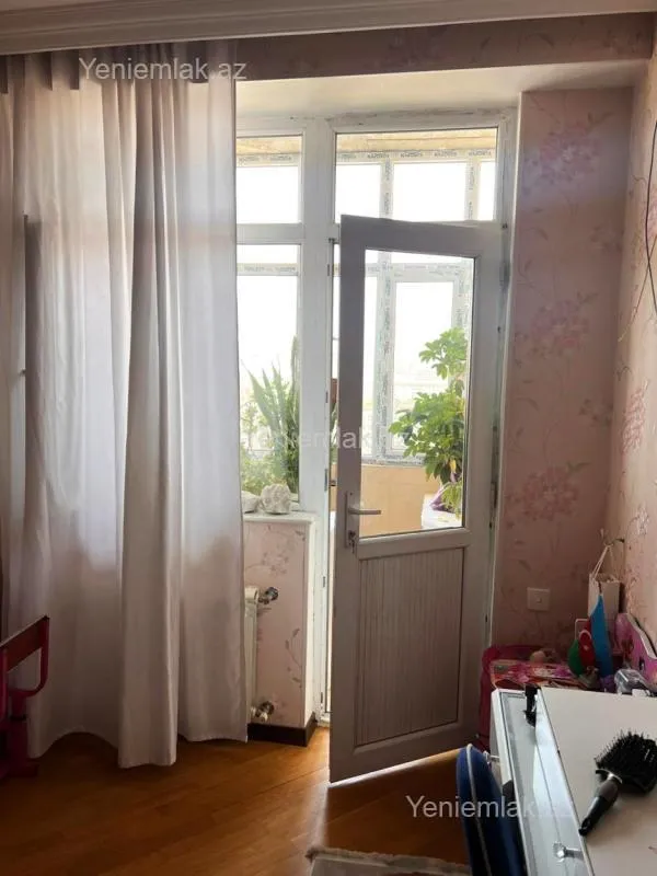 Satılır 2 otaqlı yeni tikili 110 m²