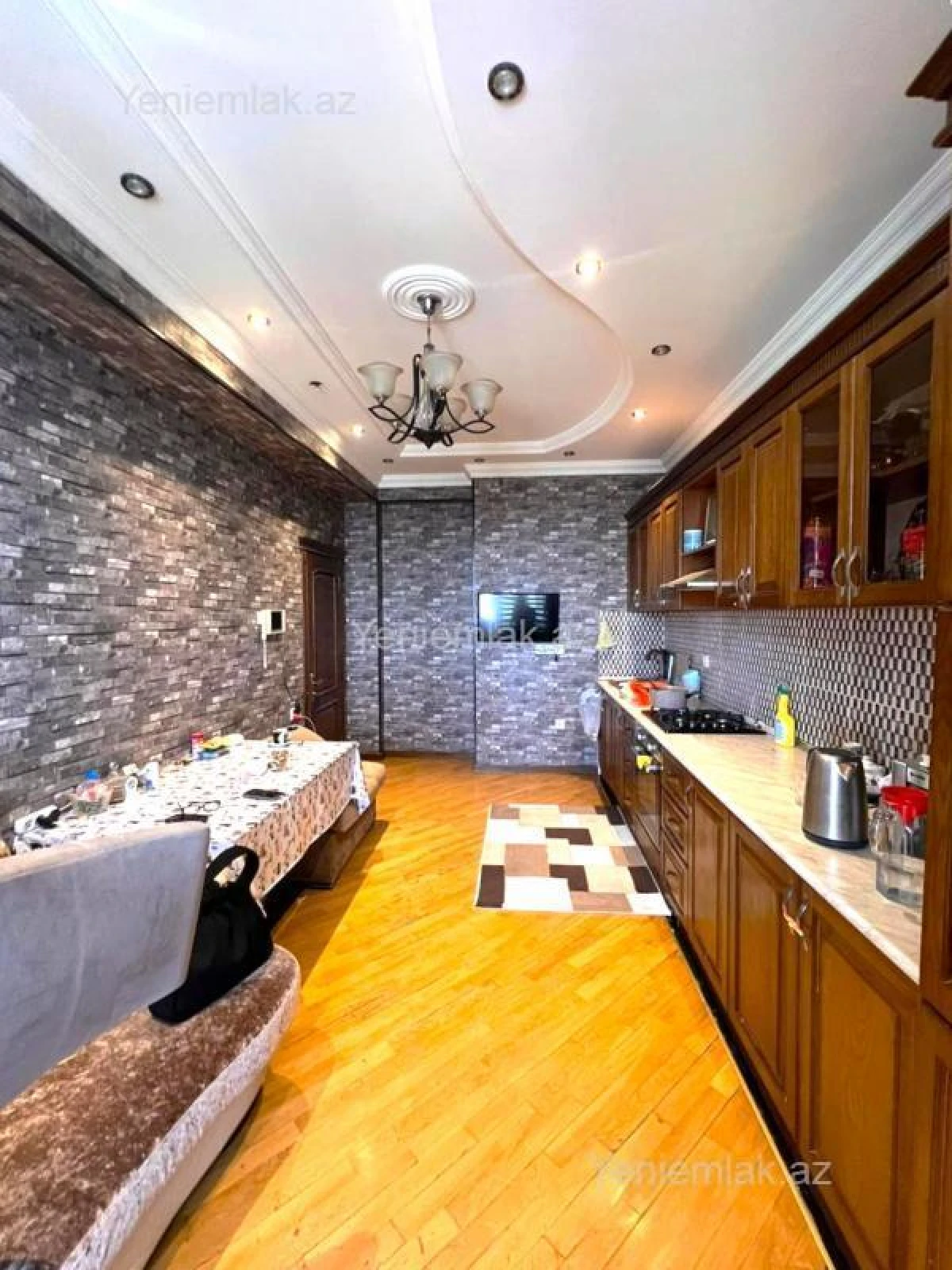 Satılır 2 otaqlı yeni tikili 110 m²