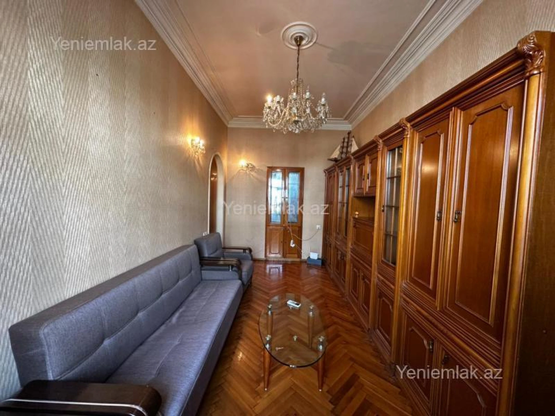 Satılır 2 otaqlı köhnə tikili 55 m²