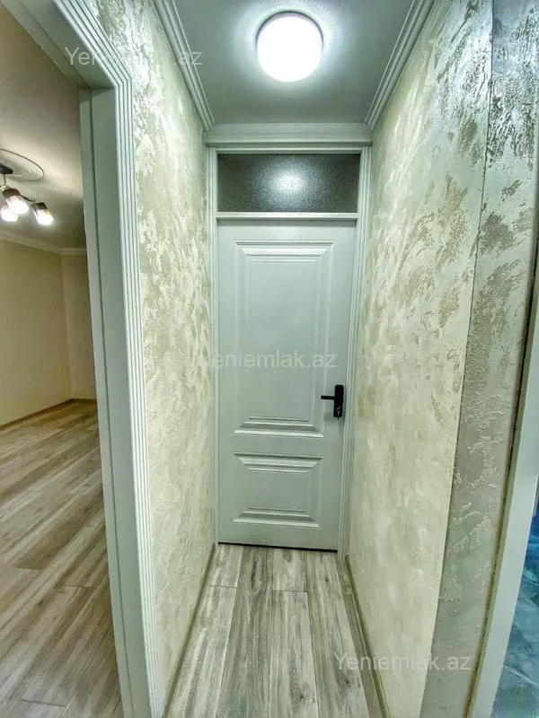 Satılır 2 otaqlı köhnə tikili 40 m²