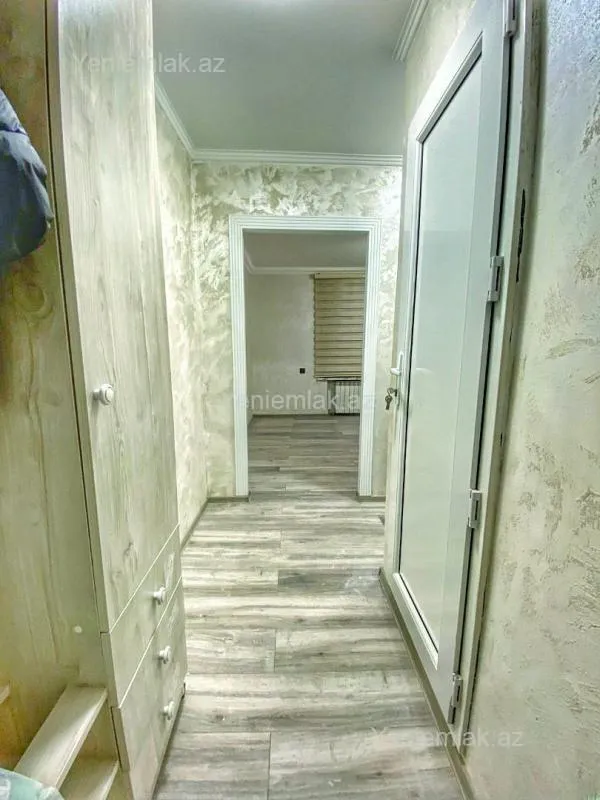 Satılır 2 otaqlı köhnə tikili 40 m²