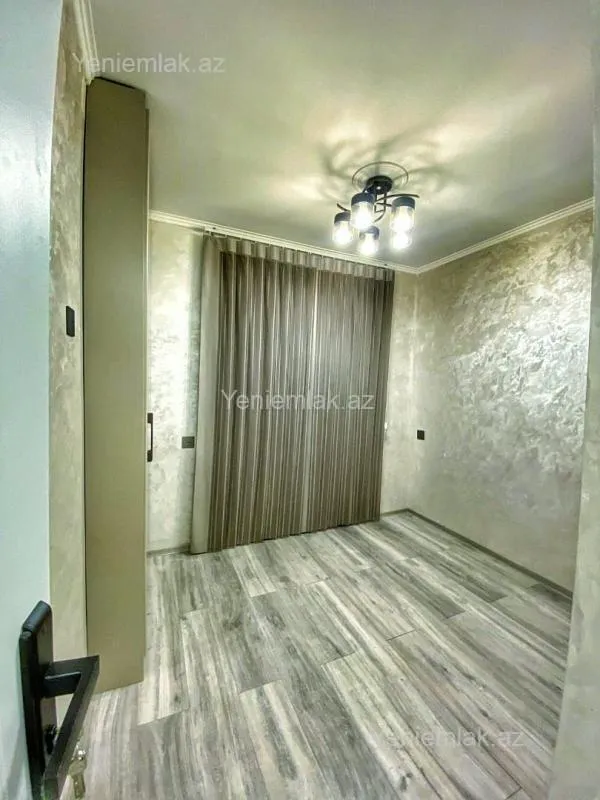 Satılır 2 otaqlı köhnə tikili 40 m²