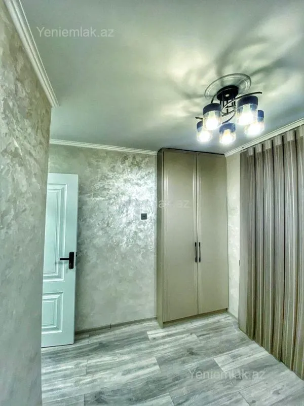 Satılır 2 otaqlı köhnə tikili 40 m²