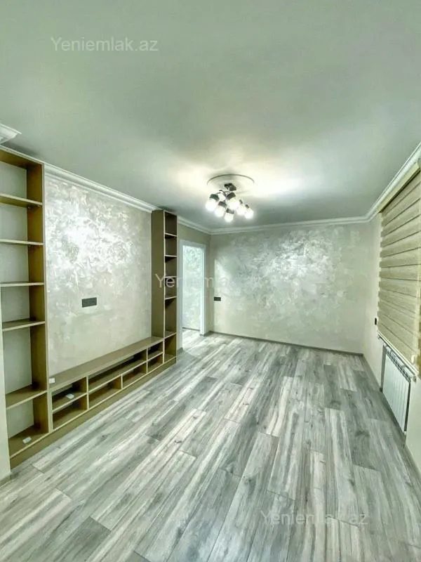Satılır 2 otaqlı köhnə tikili 40 m²