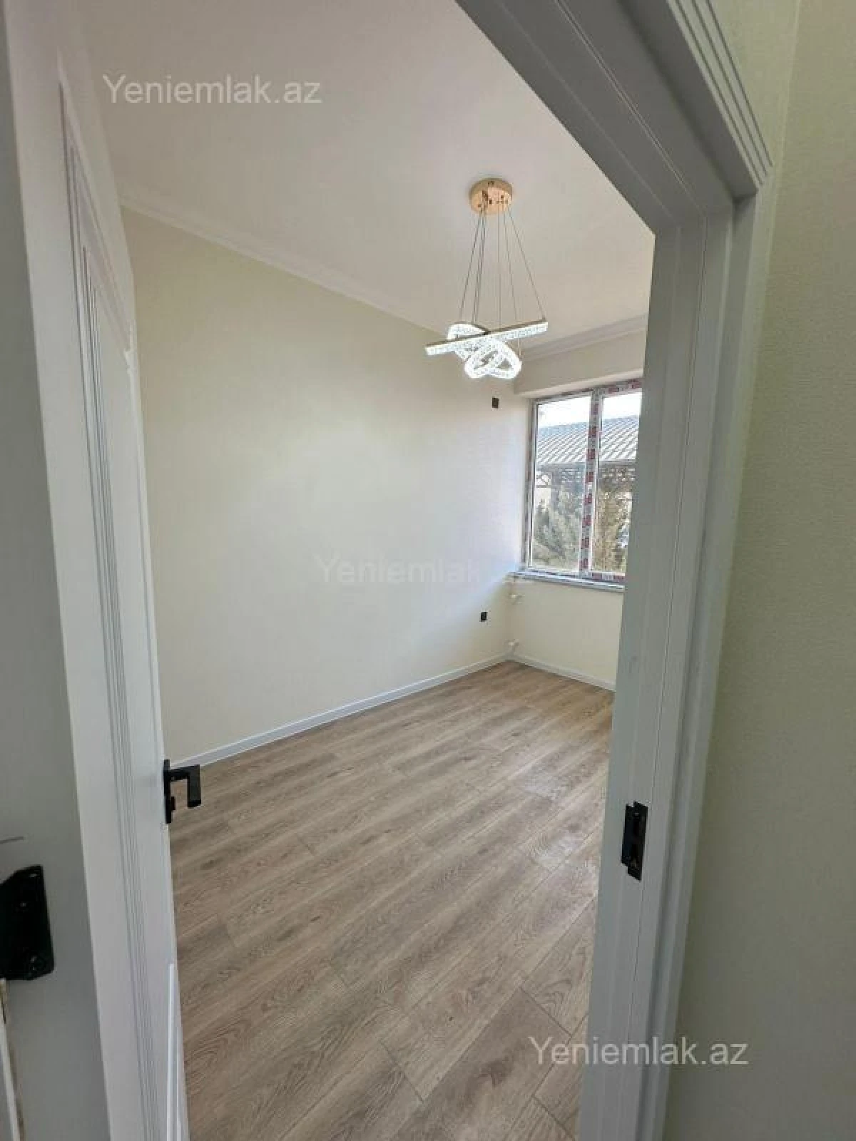 Satılır 2 otaqlı yeni tikili 40 m²