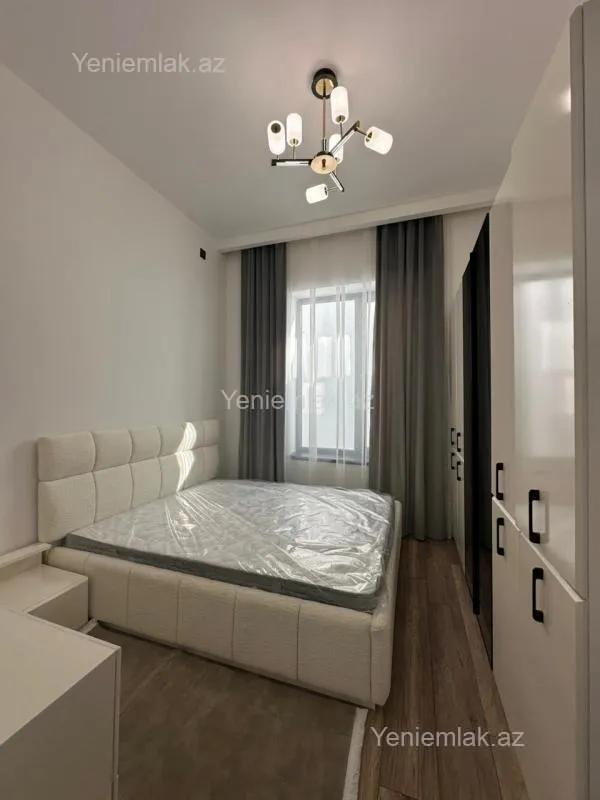Satılır 4 otaqlı həyət evi 140 m²