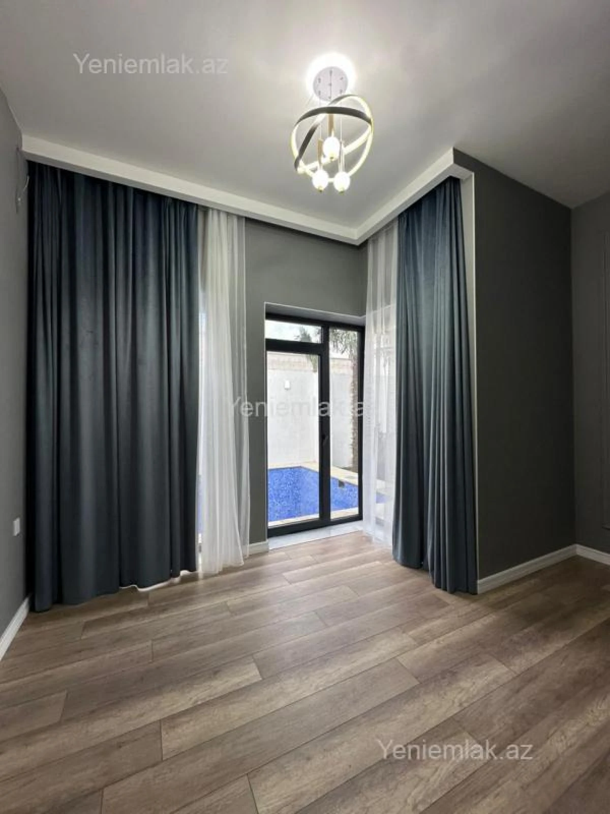 Satılır 4 otaqlı həyət evi 130 m²