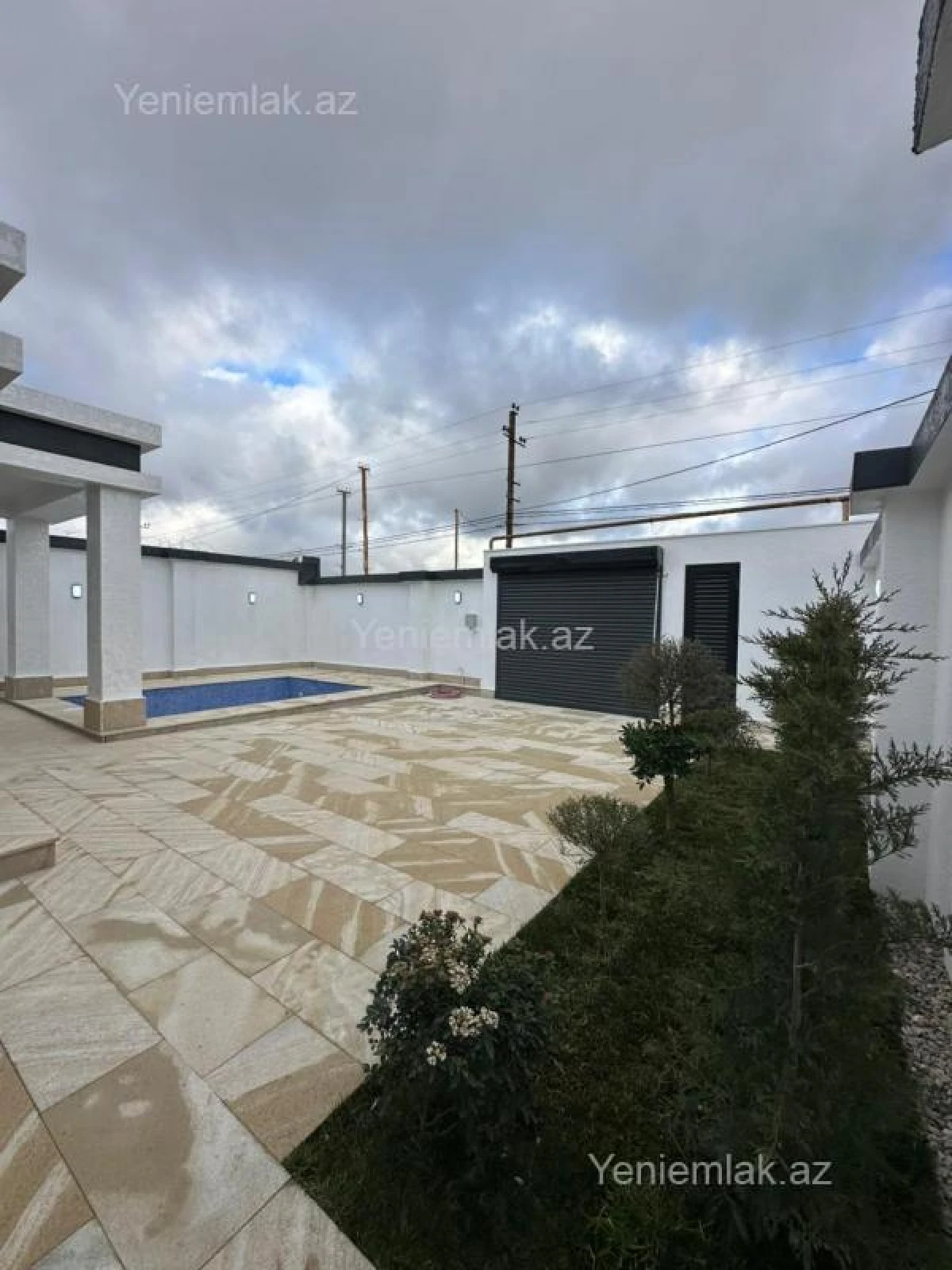 Satılır 4 otaqlı həyət evi 150 m²