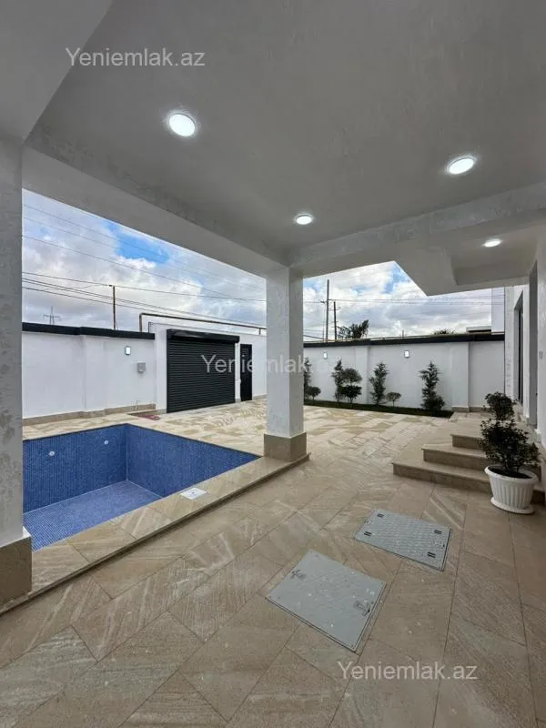 Satılır 4 otaqlı həyət evi 150 m²