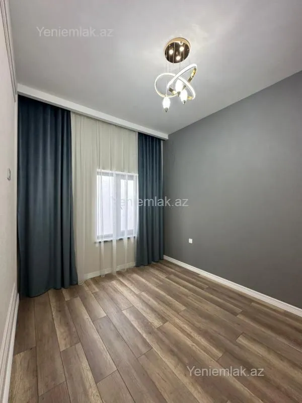 Satılır 4 otaqlı həyət evi 160 m²