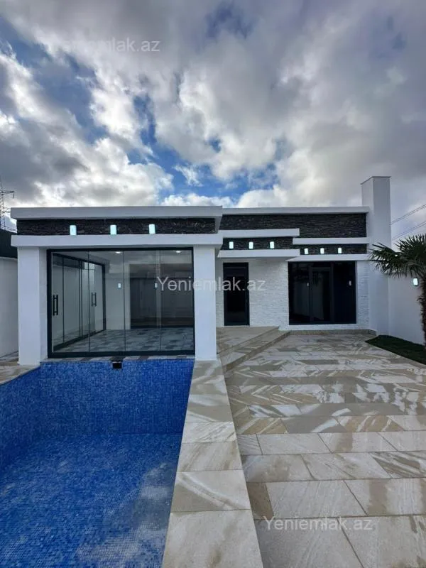 Satılır 4 otaqlı həyət evi 160 m²