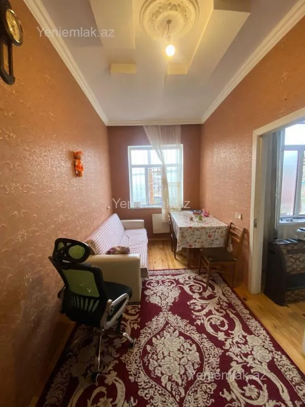 Satılır 2 otaqlı həyət evi 55 m²