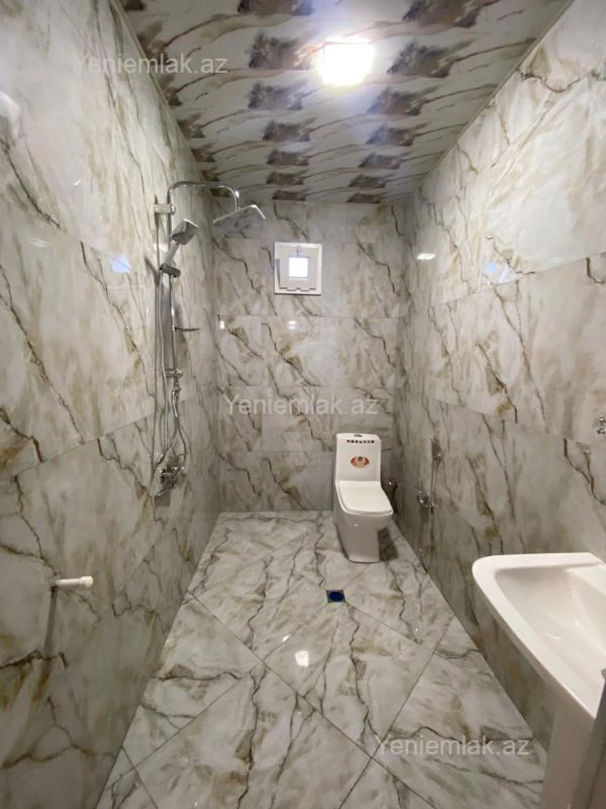 Satılır 4 otaqlı həyət evi 150 m²