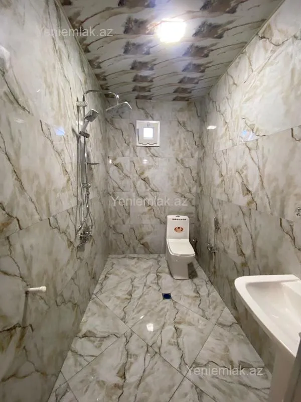 Satılır 4 otaqlı həyət evi 150 m²