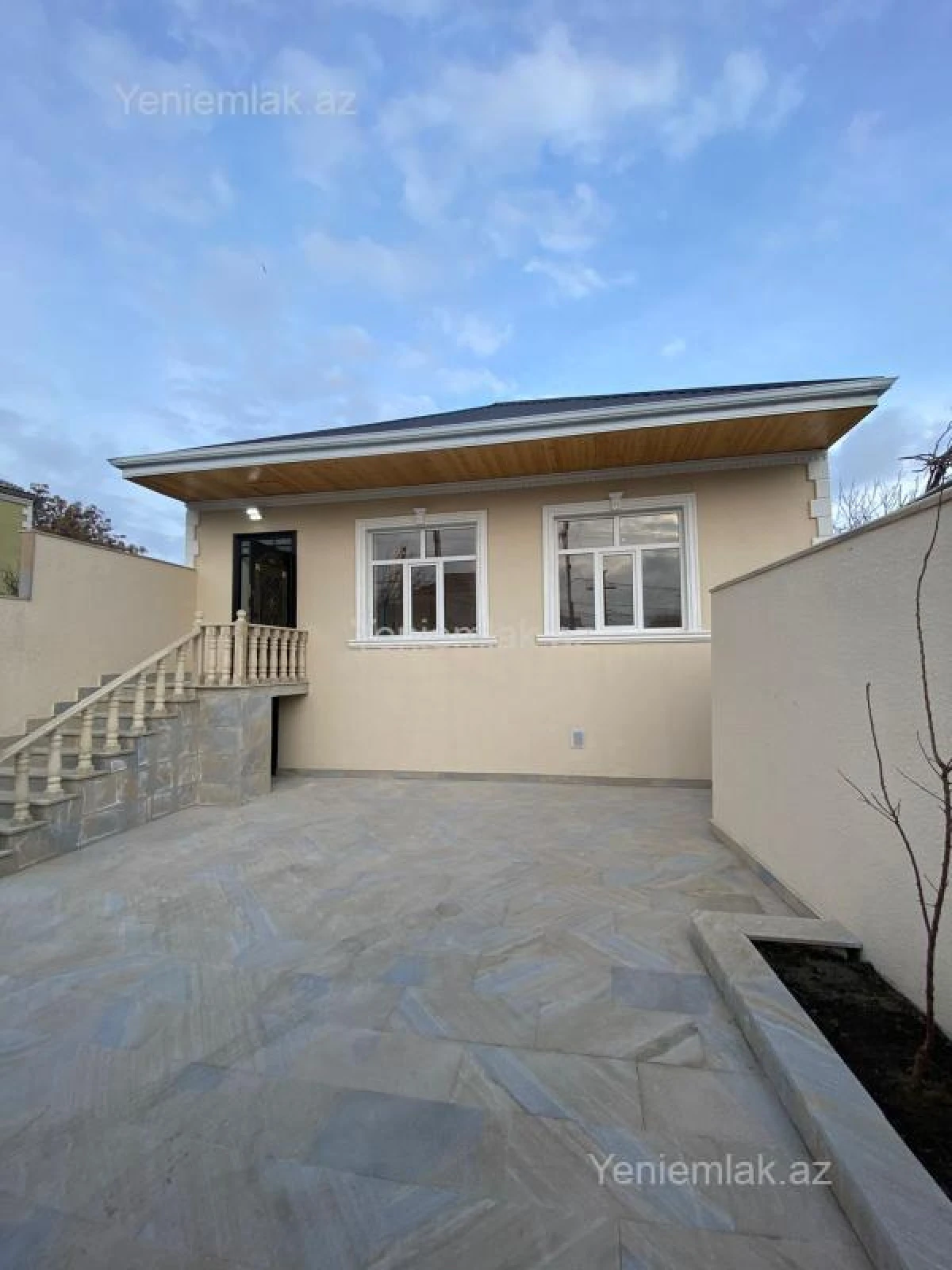 Satılır 4 otaqlı həyət evi 150 m²