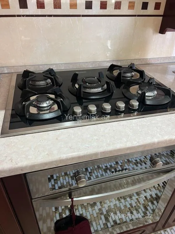 Satılır 4 otaqlı yeni tikili 163 m²