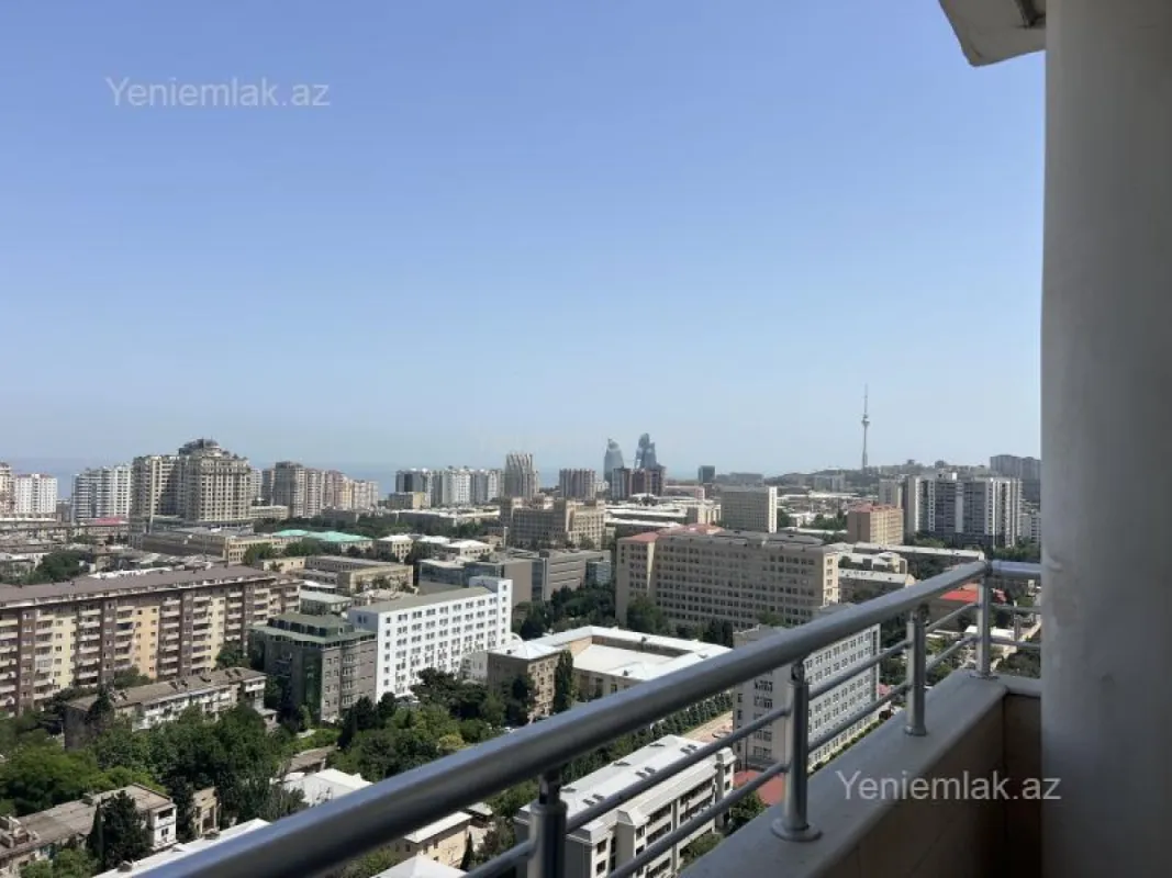 Satılır 4 otaqlı yeni tikili 163 m²