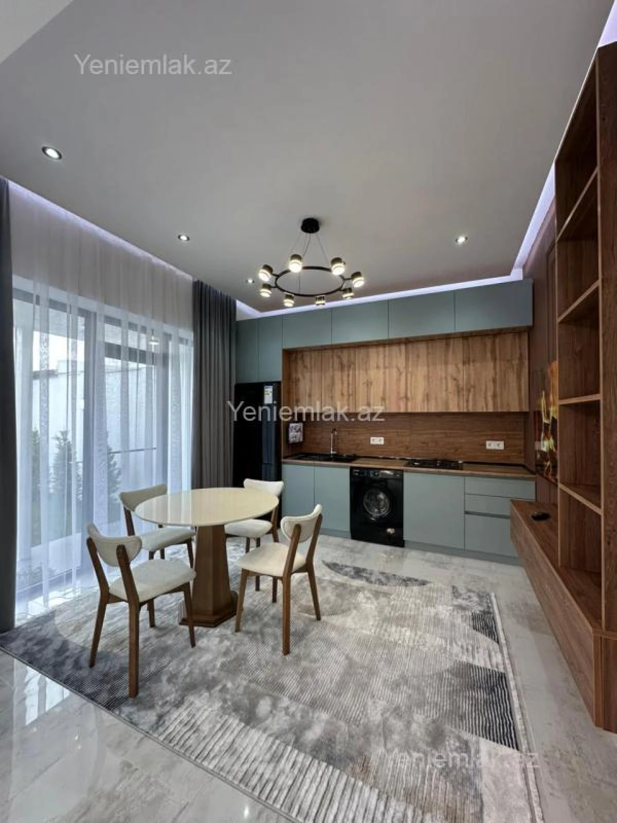 Satılır 4 otaqlı həyət evi 180 m²