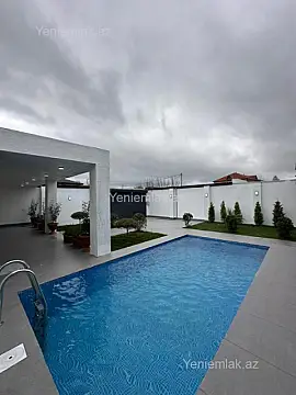 Satılır 4 otaqlı həyət evi 180 m²