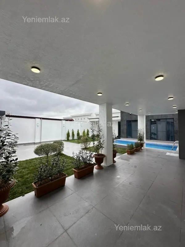 Satılır 4 otaqlı həyət evi 180 m²