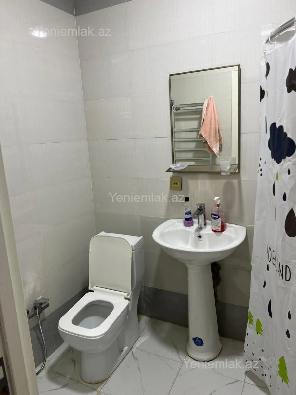 Satılır 2 otaqlı yeni tikili 65 m²