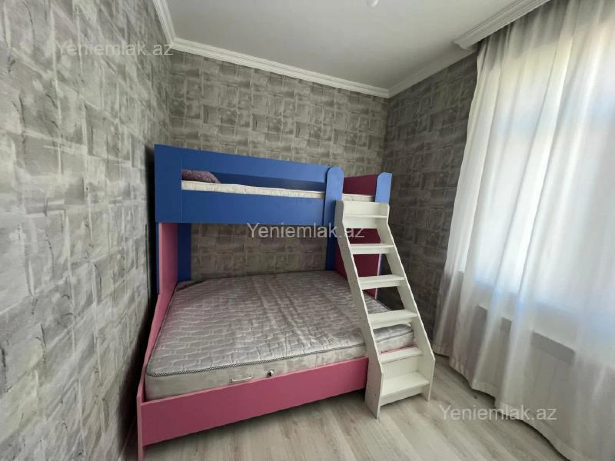 Satılır 2 otaqlı yeni tikili 65 m²
