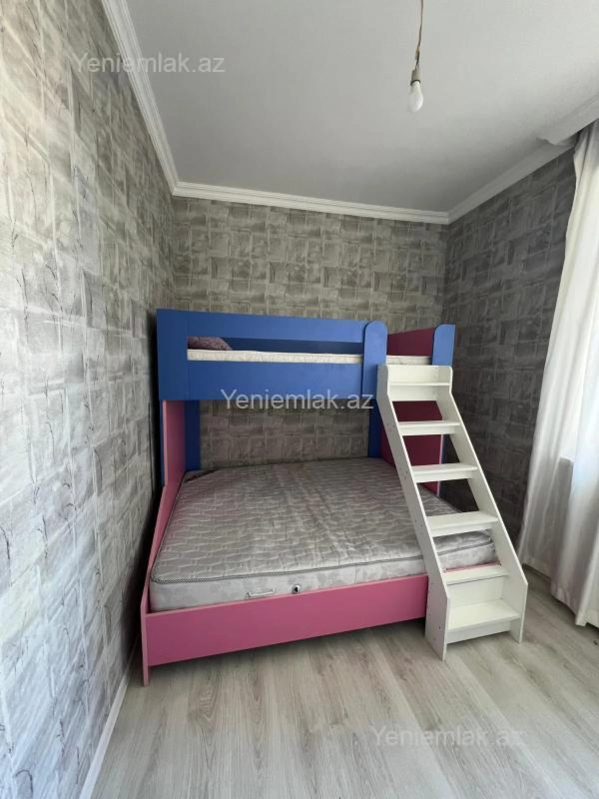 Satılır 2 otaqlı yeni tikili 65 m²