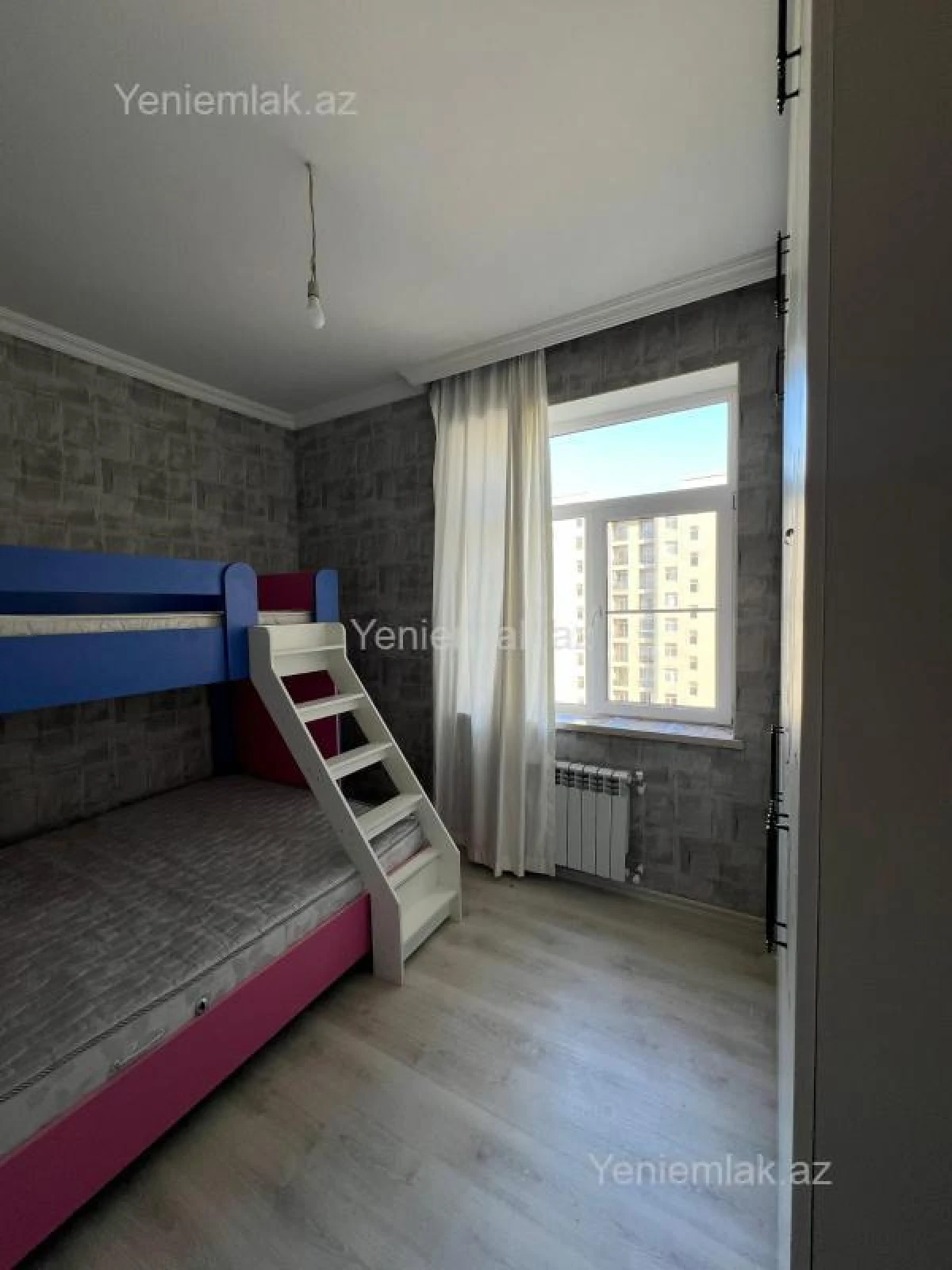 Satılır 2 otaqlı yeni tikili 65 m²