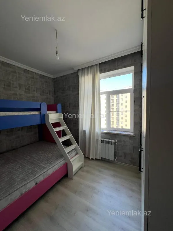 Satılır 2 otaqlı yeni tikili 65 m²