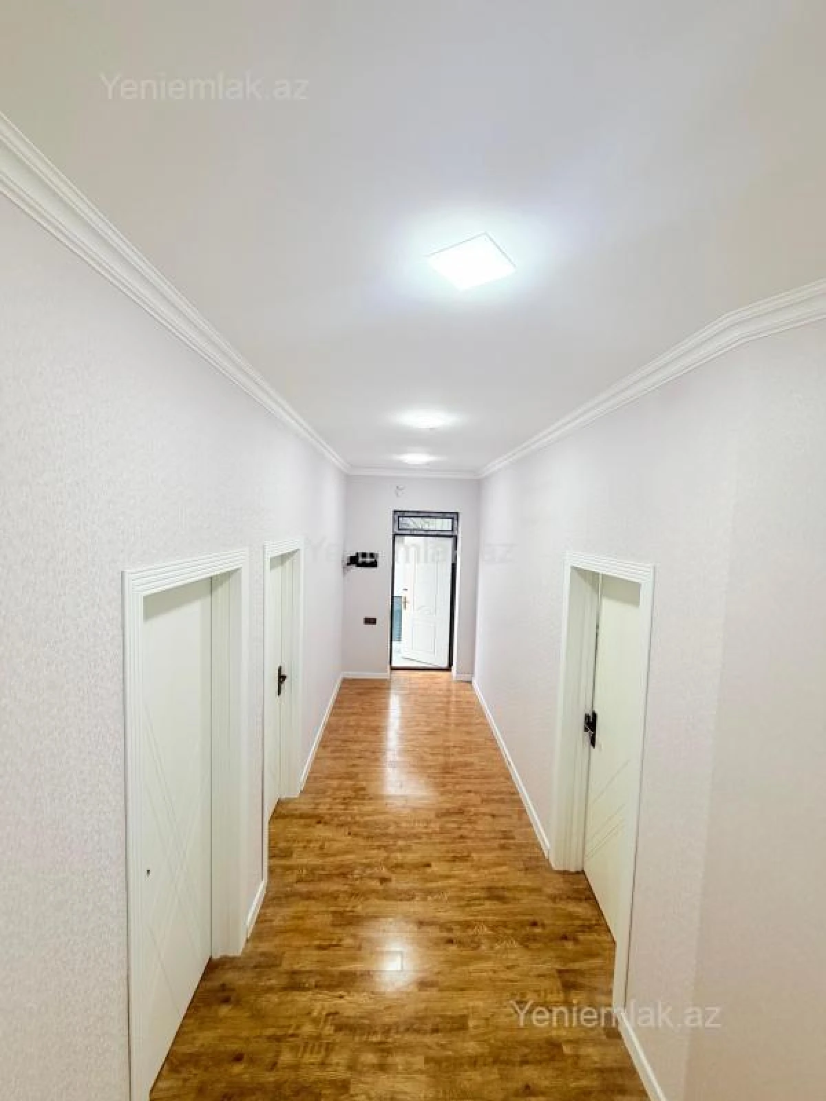 Satılır 4 otaqlı həyət evi 170 m²