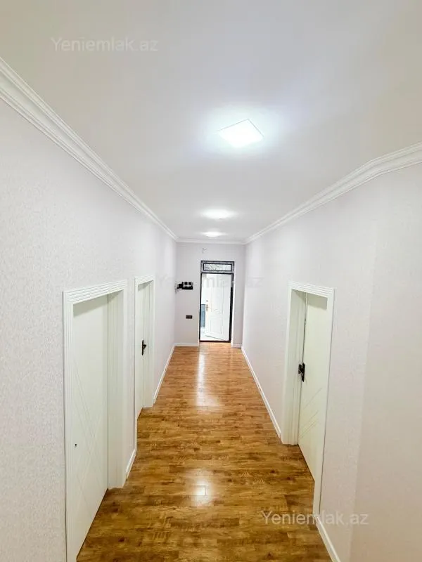 Satılır 4 otaqlı həyət evi 170 m²