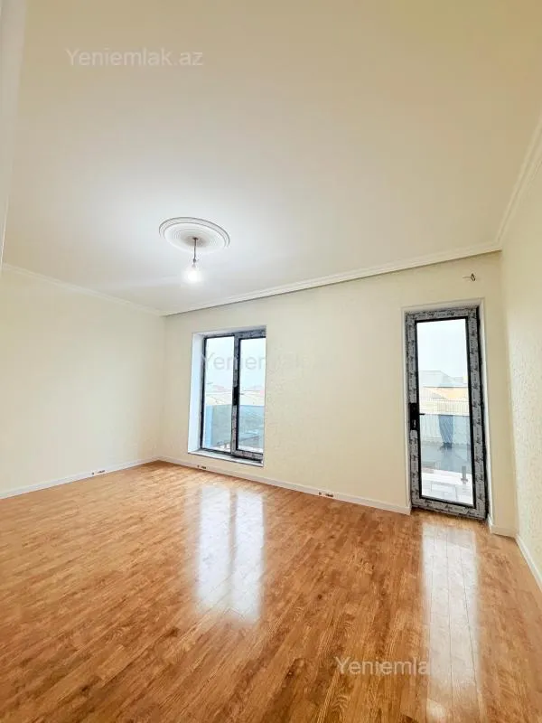 Satılır 4 otaqlı həyət evi 170 m²