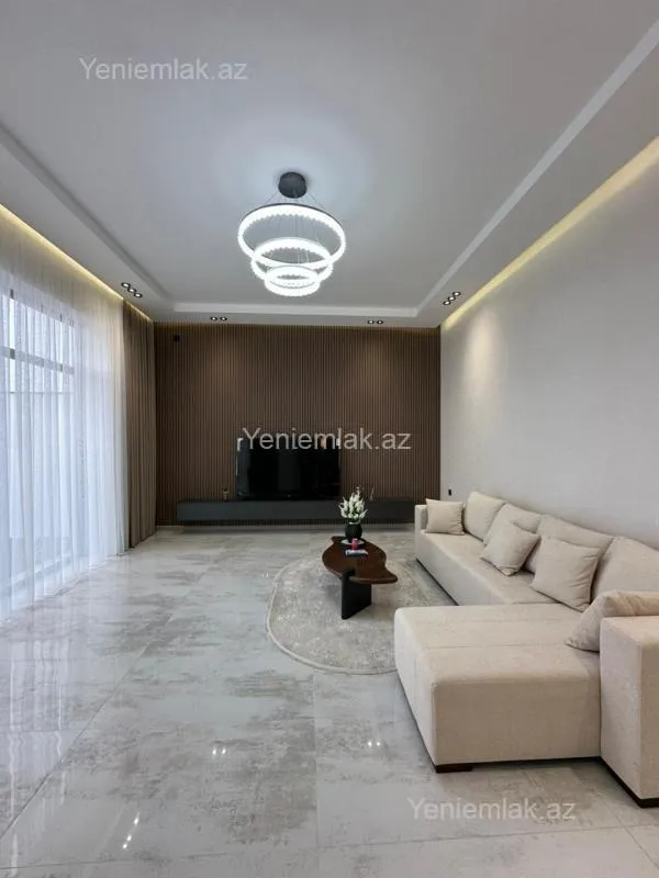 Satılır 4 otaqlı həyət evi 180 m²